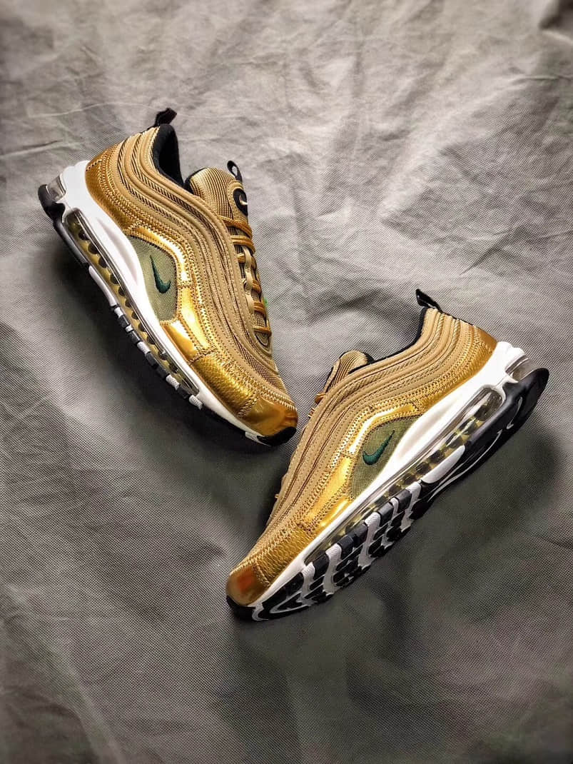 Nike air max cr7 gold on sale